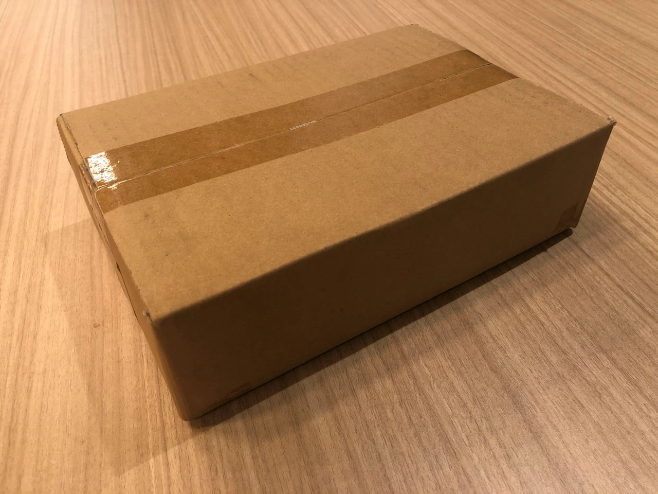 ライフハック】ゆうパケットプラスの専用箱は再利用可能【宅急便 ライフハック】ゆうパケットプラスの専用箱は再利用可能【宅急便