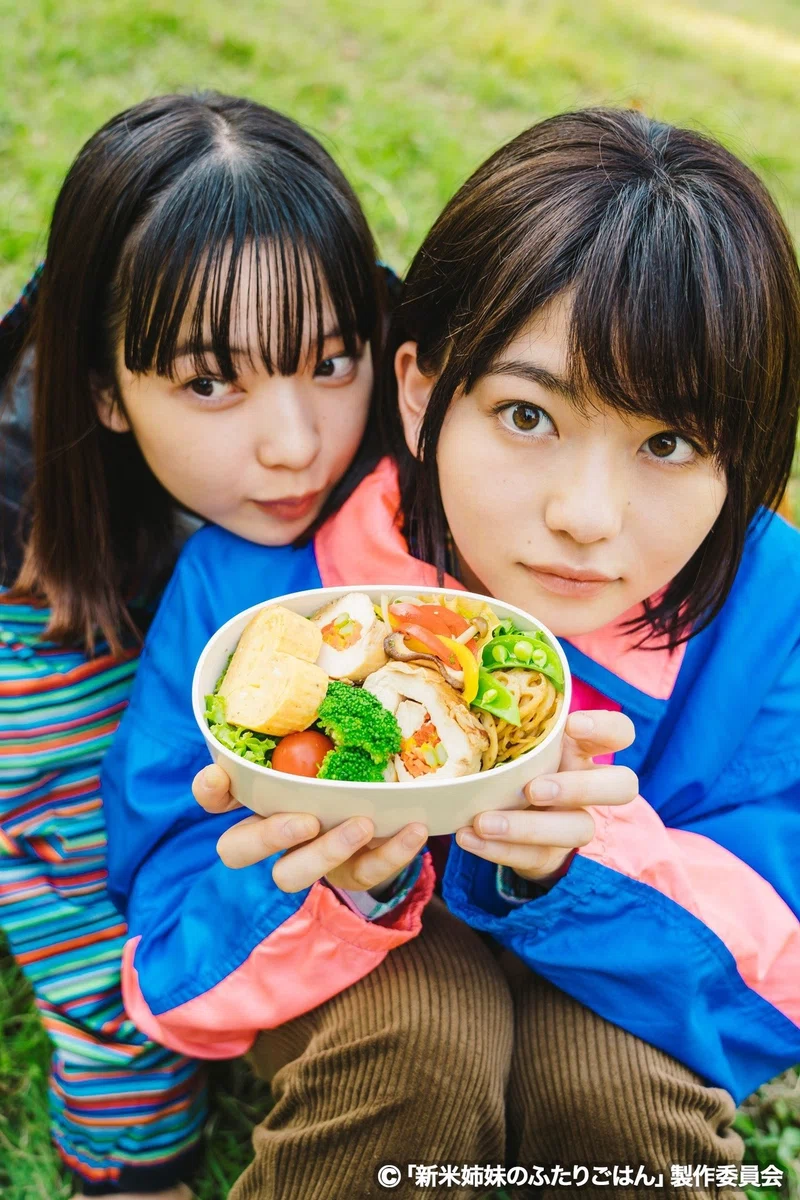あやり なお と サチ 絵梨 みんなでキラキラオフショット 新米姉妹のふたりごはん テレビ東京ドラマ公式