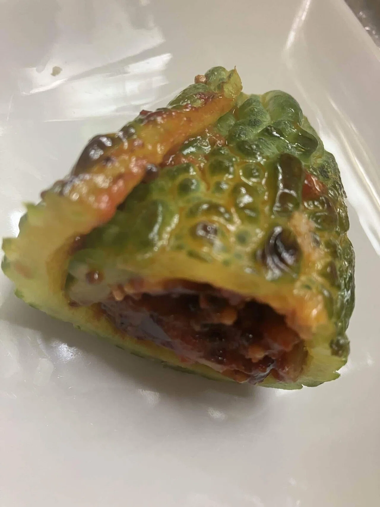 インドの丸ごと苦瓜料理「バルワカレラ（Bharwa Karela）」Bharwa 