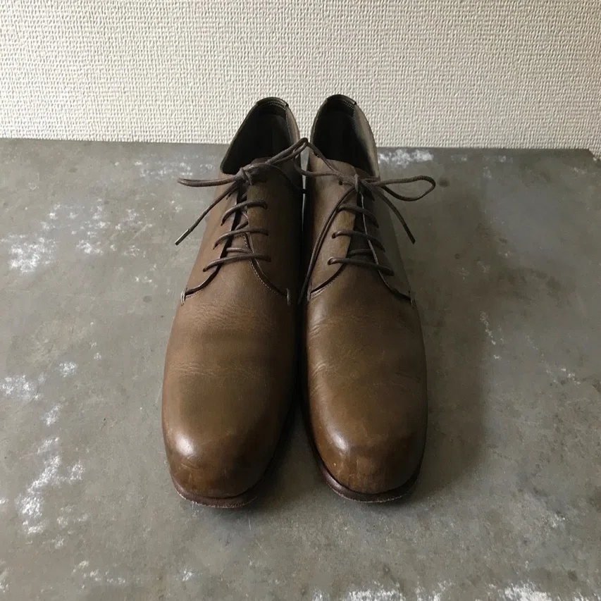 植物のように経年変化する革靴【SHOE&SEWN】【アルチザン】｜icasa