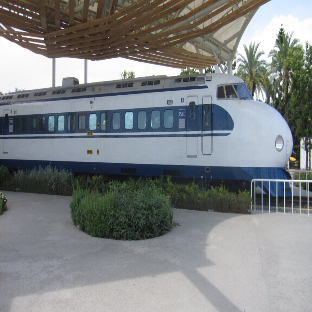 0系2000東海道新幹線 東海道新幹線開業60周年に寄せて～台湾に渡った0系新幹線｜takewaniphoto