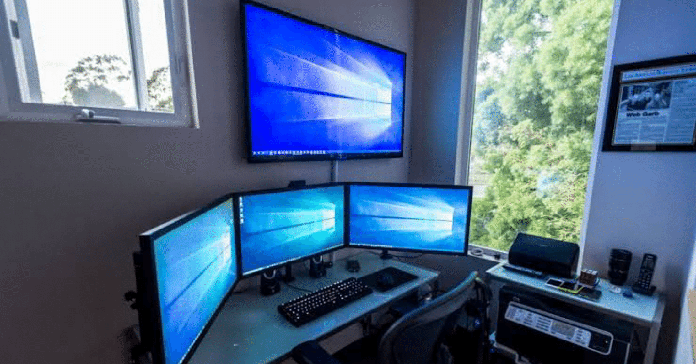 自作PC　配信　トリプルディスプレイで快適 0eeca733f1f5ee22e595ea199641af