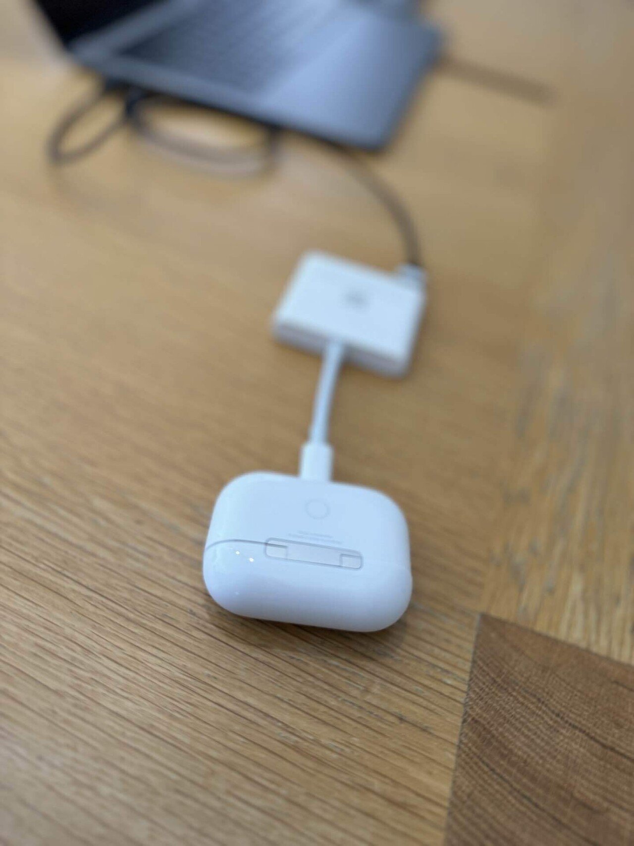 【正規品】AirPods Pro 2 左・右・ケースセット(右のみ交換修理推奨) 楽天市場】AirPods Pro 第一世代 新品未使用 単品『片耳 左耳 右