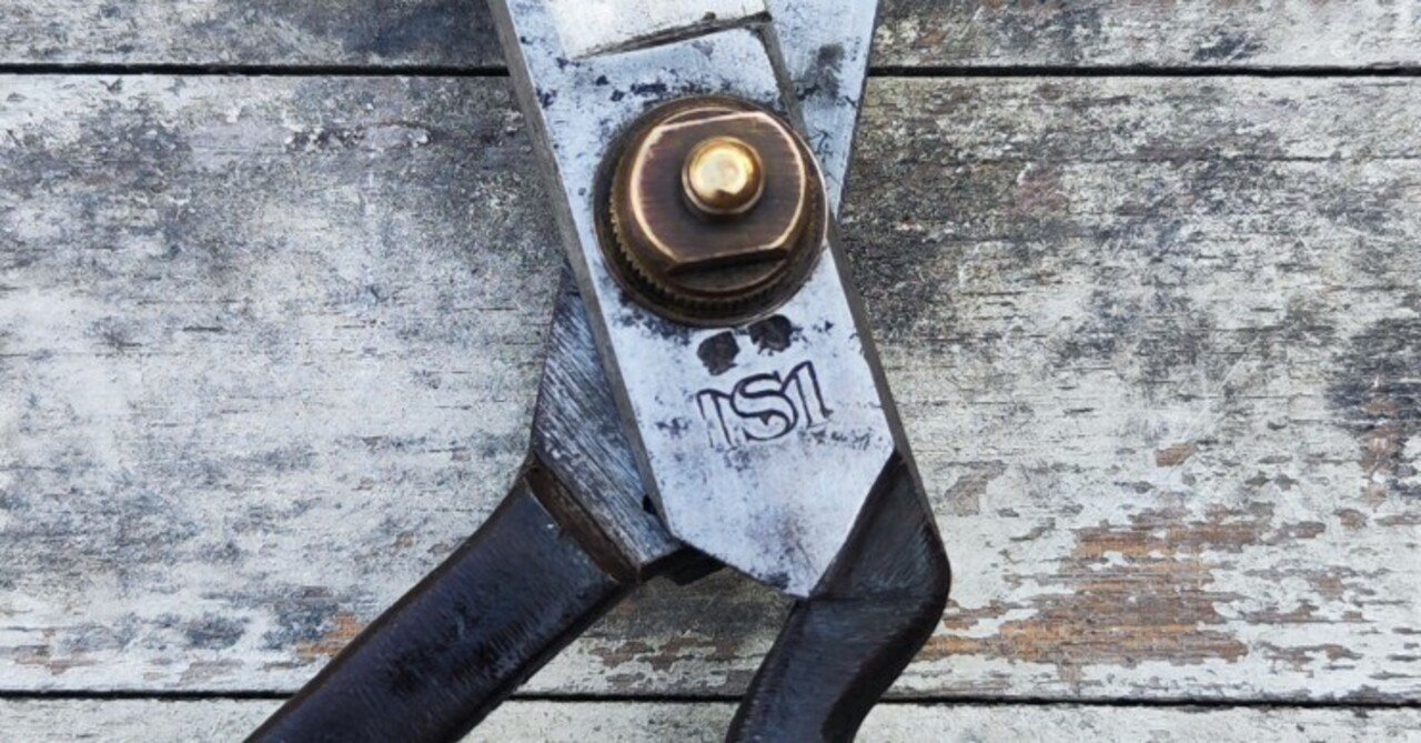 初代庄三郎 三浦庄三郎 総火造り 1尺 裁ち鋏 ｜The Red Sabre