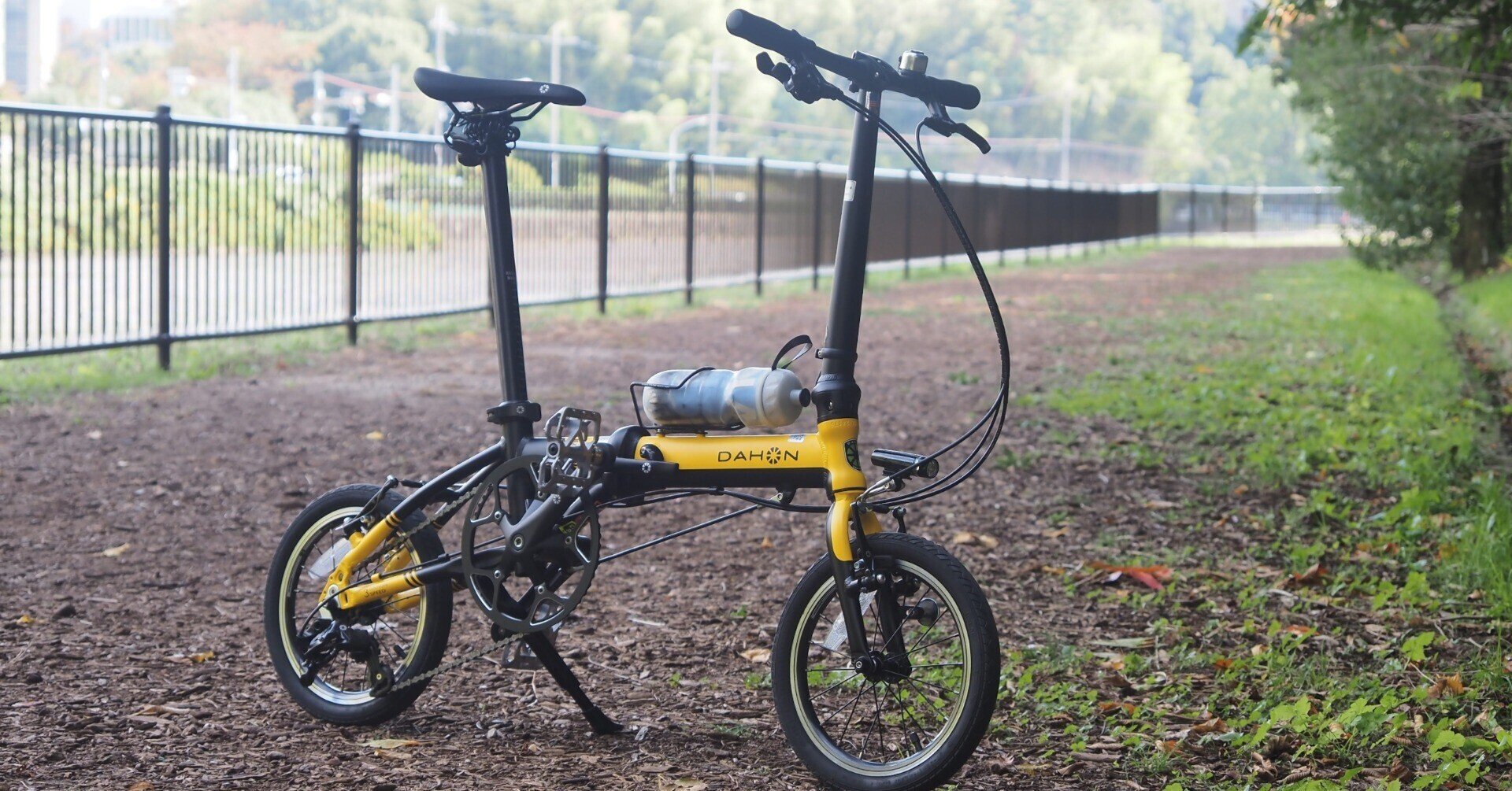 美車　DAHON　K3　イエロー×ブラック DAHON K3 Plus Folding Bike (Inner Folding Version) 16