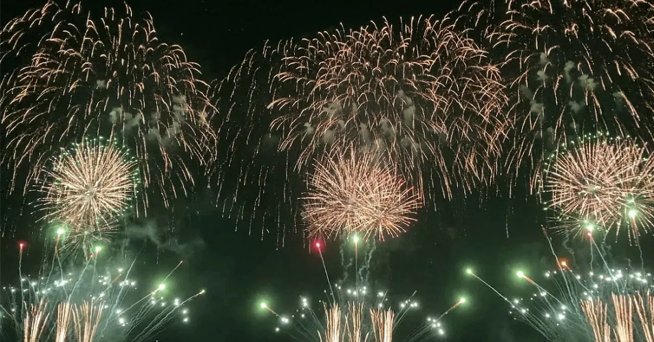 BON JOVI Fireworks