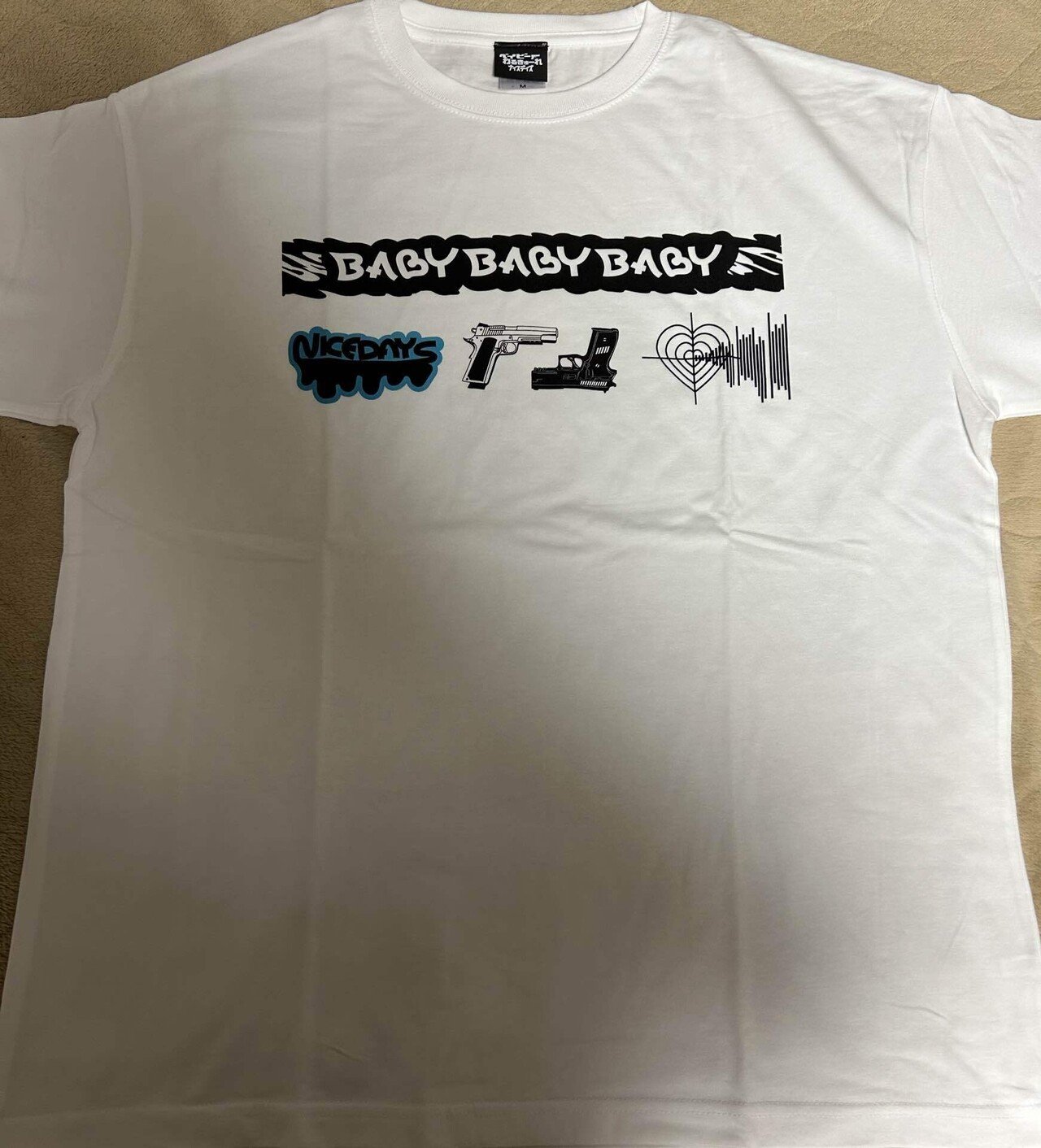 ベイビーわるきゅーれナイスデイズのTシャツ|柳の木 ベイビーわるきゅーれナイスデイズのTシャツ|柳の木