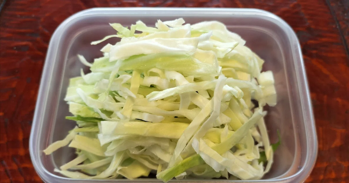【食材一品(キャベツ)】粗めのキャベツの千切りの作り方/レシピ/サラダのベース&加熱調理にも|レンジ自炊レシピ集|レンジで時短料理|簡単自炊研究室