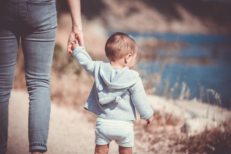 バイリンガル子育てで小児科医に 言葉の発達が早い と驚かれた1歳児の話 のんびりキリンさん おうち英語 Note バイリンガル子育てで小児科医に 言葉の発達が早い と驚かれた1歳児の話 のんびりキリンさん おうち英語 Note