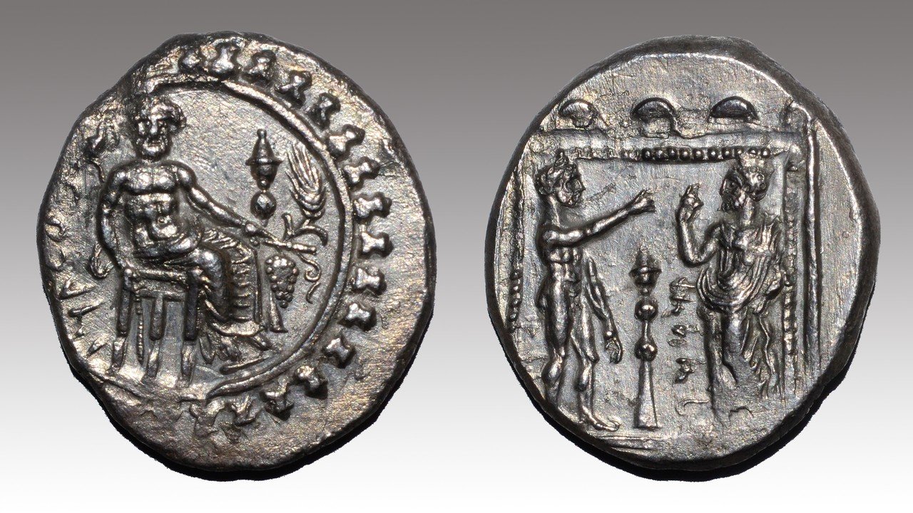 ラジエル・スアレス著『ERIC II ローマ帝国貨幣百科事典』 ラジエル・スアレス著『ERIC II ローマ帝国貨幣百科事典』 - メルカリ