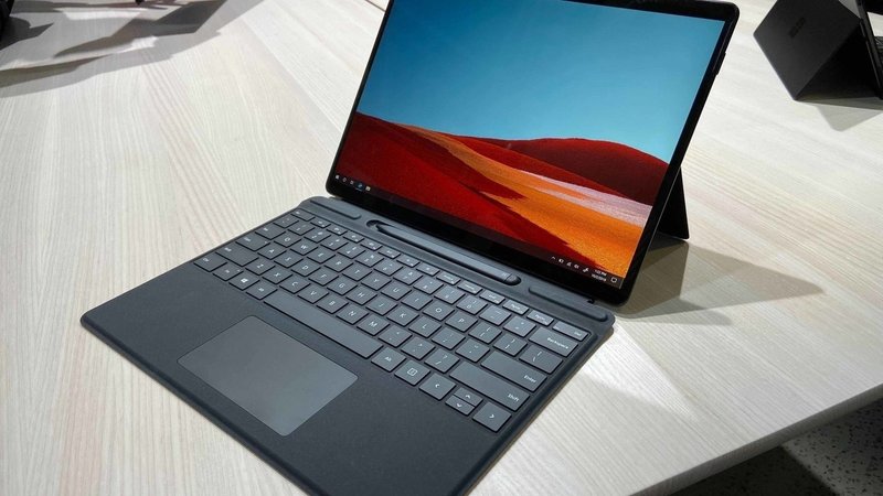 新型surfaceの発表が意外と攻めてる件について レトルトライフル Note