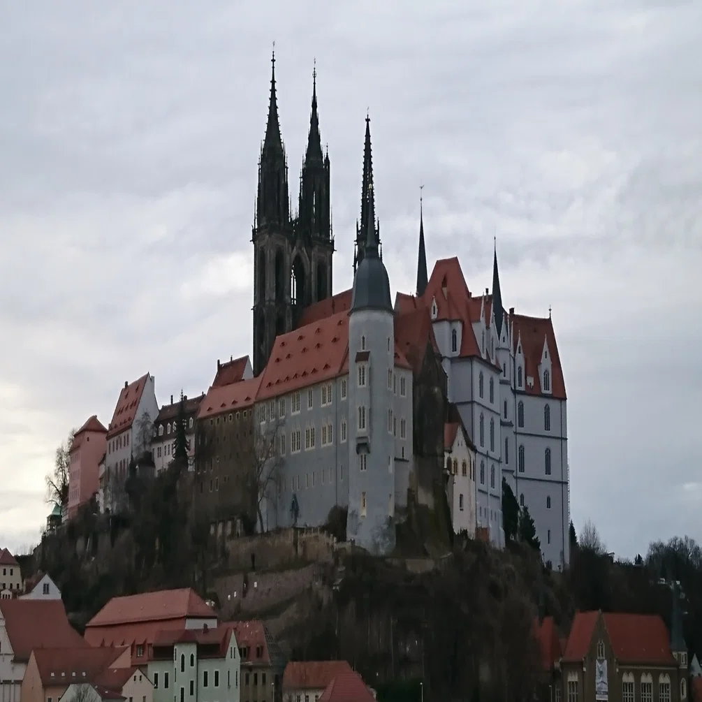 アップフェルラント物語　LD 田中芳樹 アップフェルラント物語（著：田中芳樹）【「なあ、お前スキな女の子が