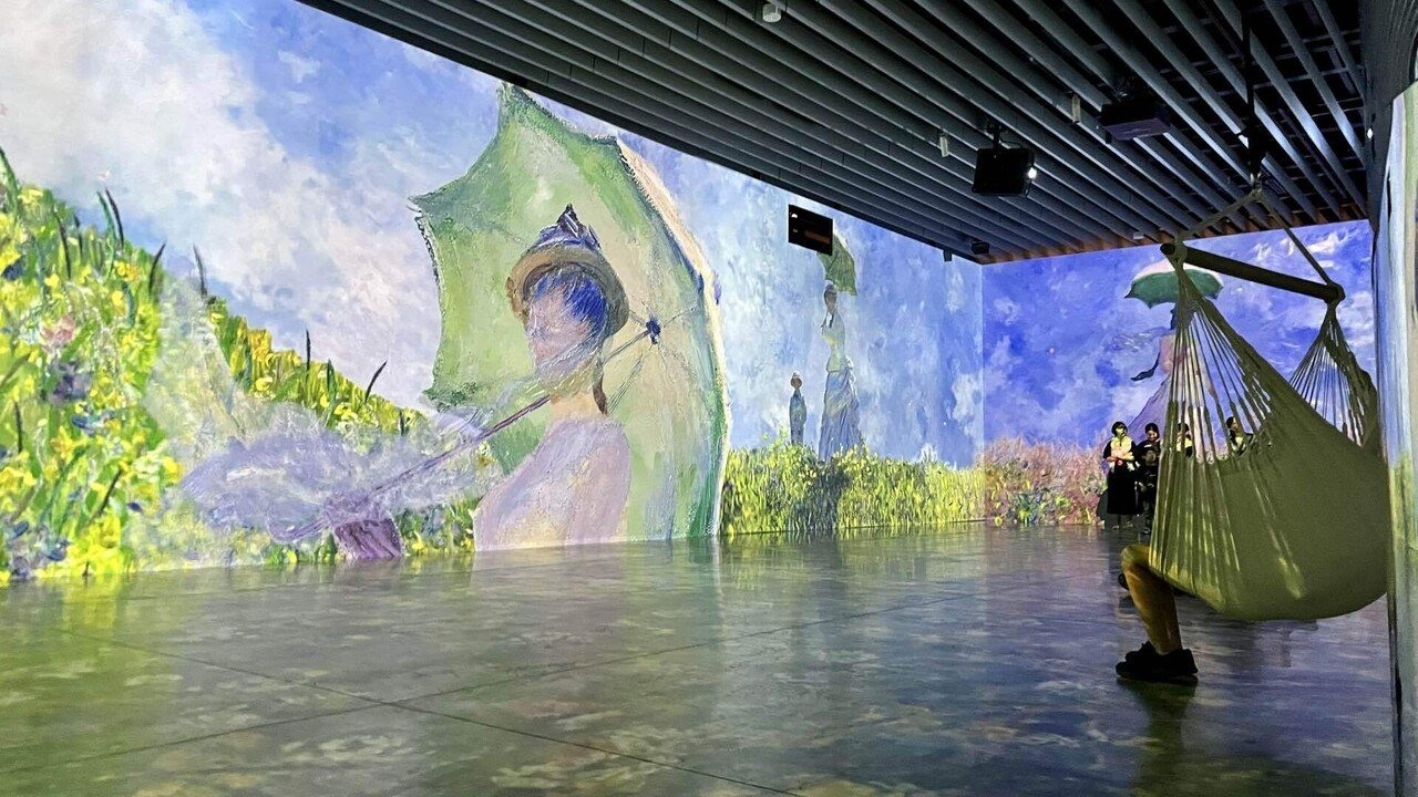 モネ イマーシブ・ジャーニー 僕が見た光」へ｜石川えりさ