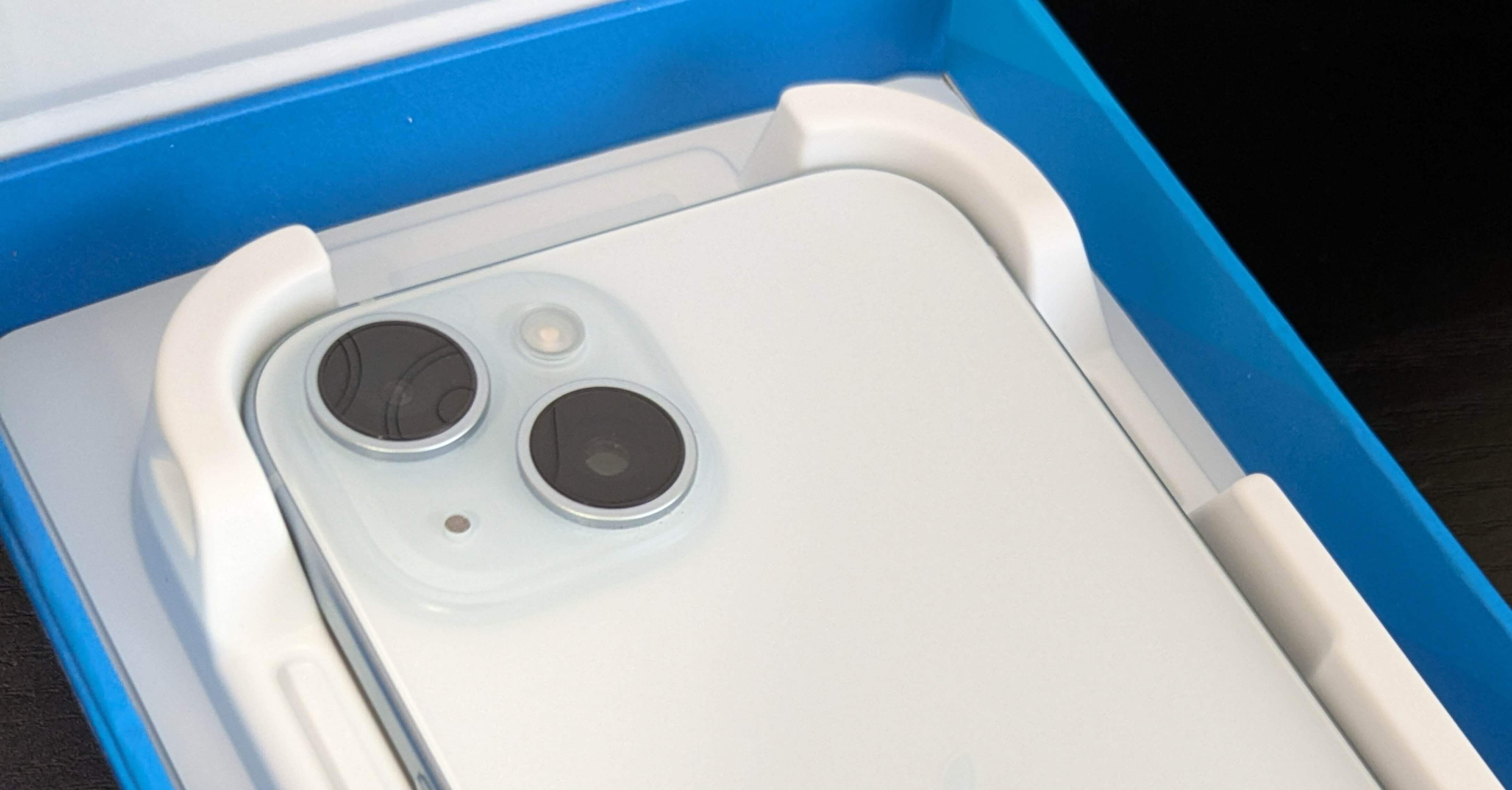 iPhone17proMax 256GBシルバー本体とankerフィルム iPhone17proMax 256GBシルバー本体とankerフィルム Anker Easy Fit