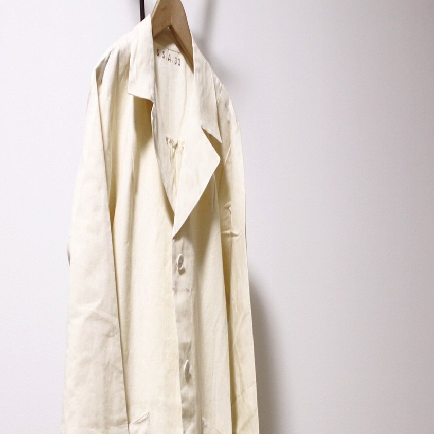 40s50s デッドストック　フランス軍　リネンコート　ヴィンテージ 育て甲斐のあるリネンの古着 | 40s FRENCH ARMY LINEN HOSPITAL COAT