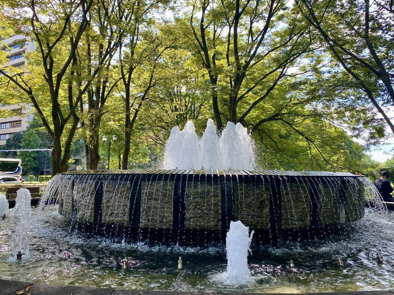 写真館736】噴水のある風景｜えりた