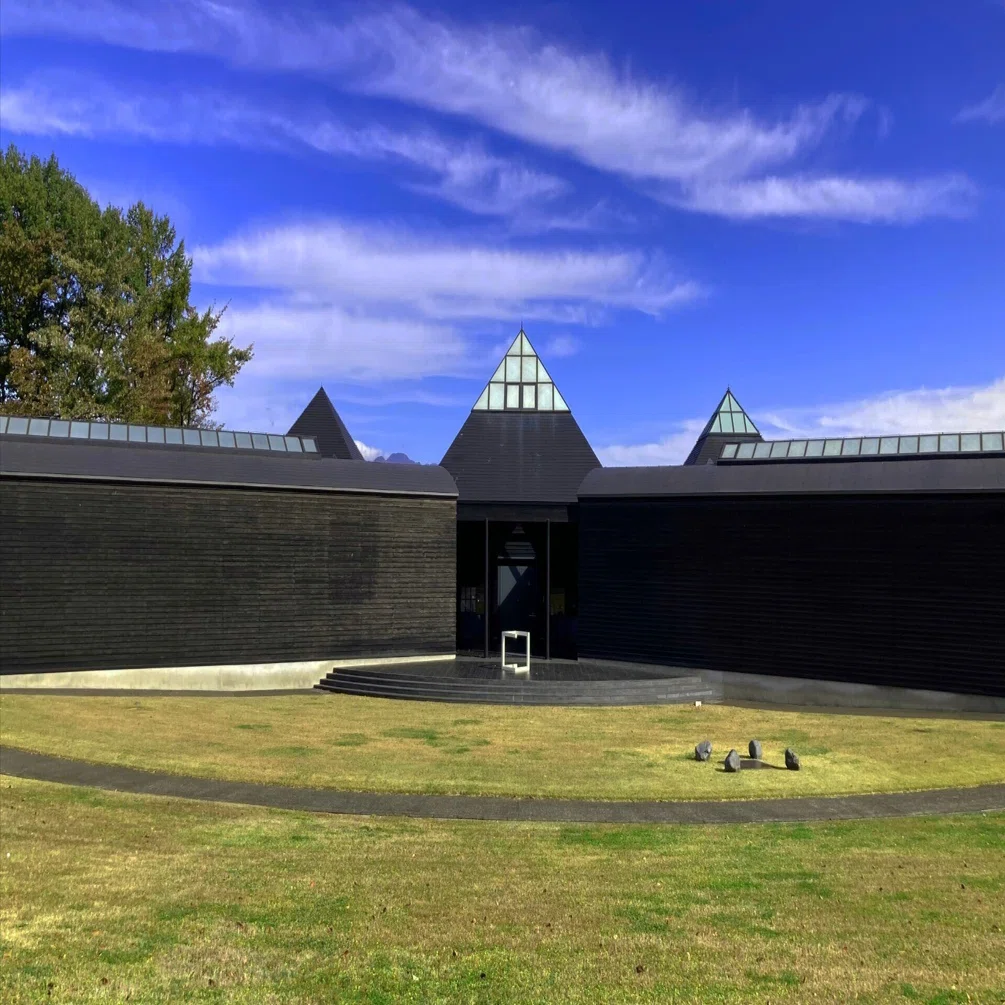 杉本博司「Sugimoto」展 1996年 ハラ ミュージアム アーク（群馬）｜a.n