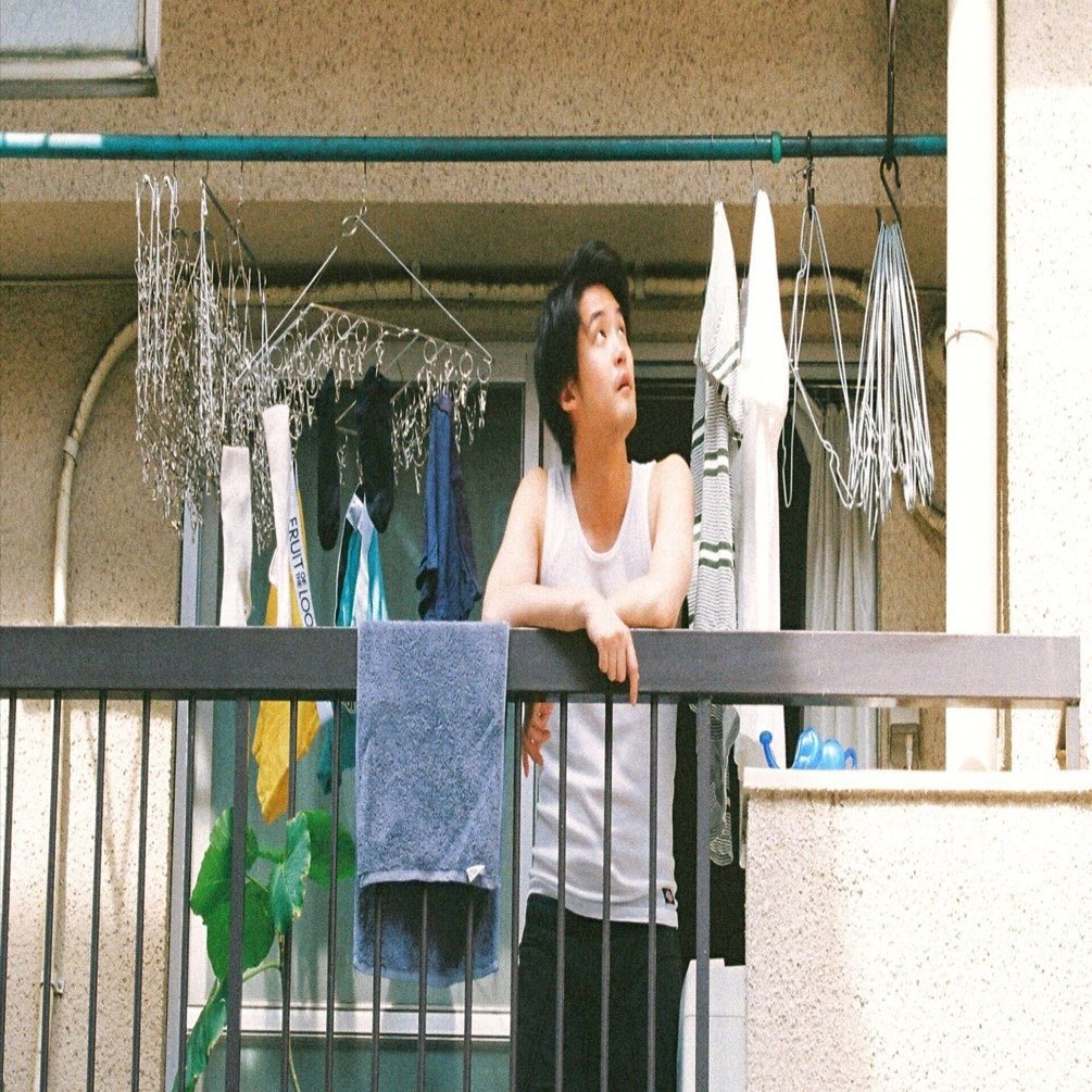 30代半ば、自分の行く末が見えてきた」白石隼也、11年ぶりのカレンダー