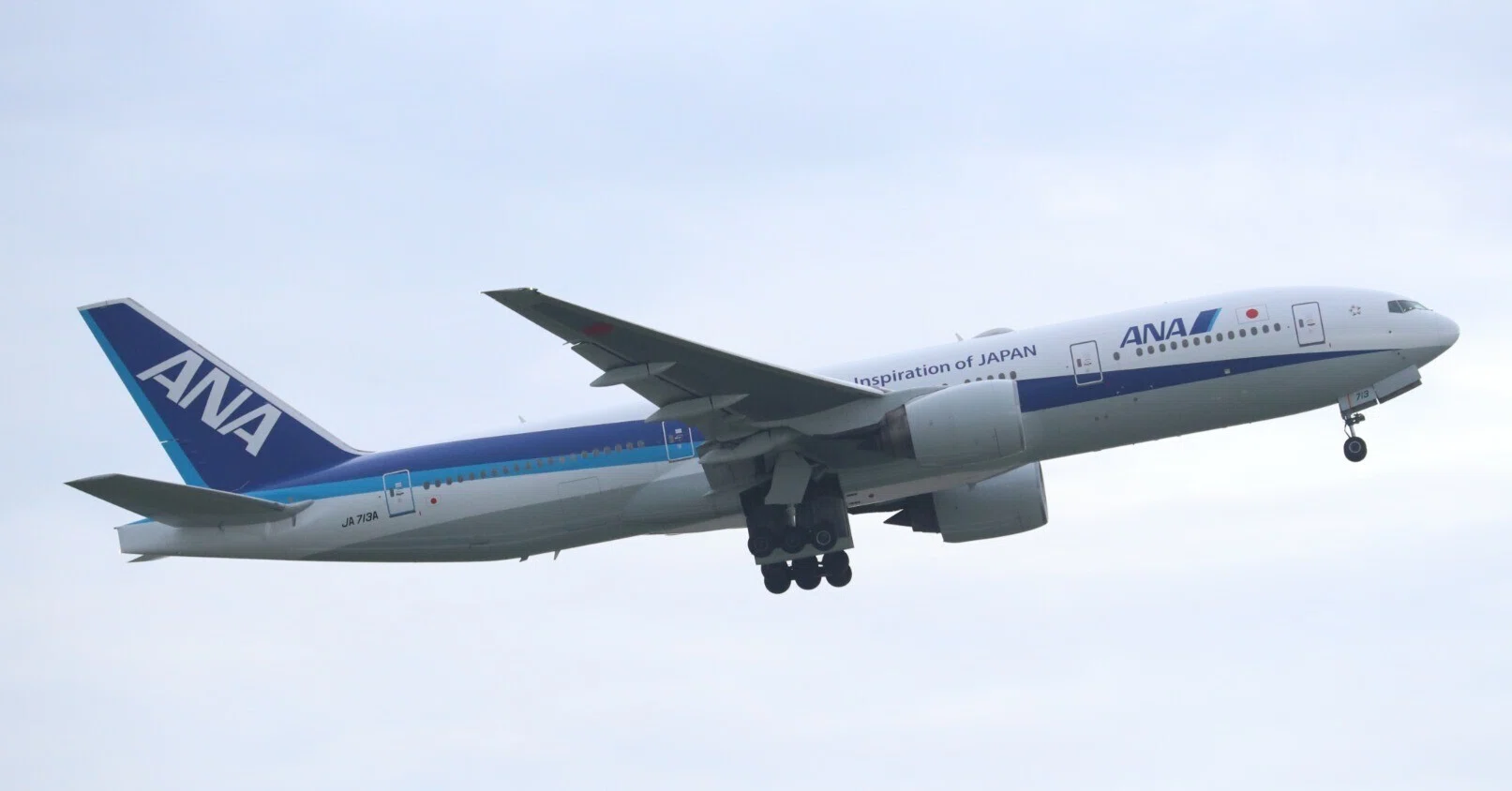 編集長のこれ乗りたい！】ANA BOING777-200｜鹿児島地域交通通信社