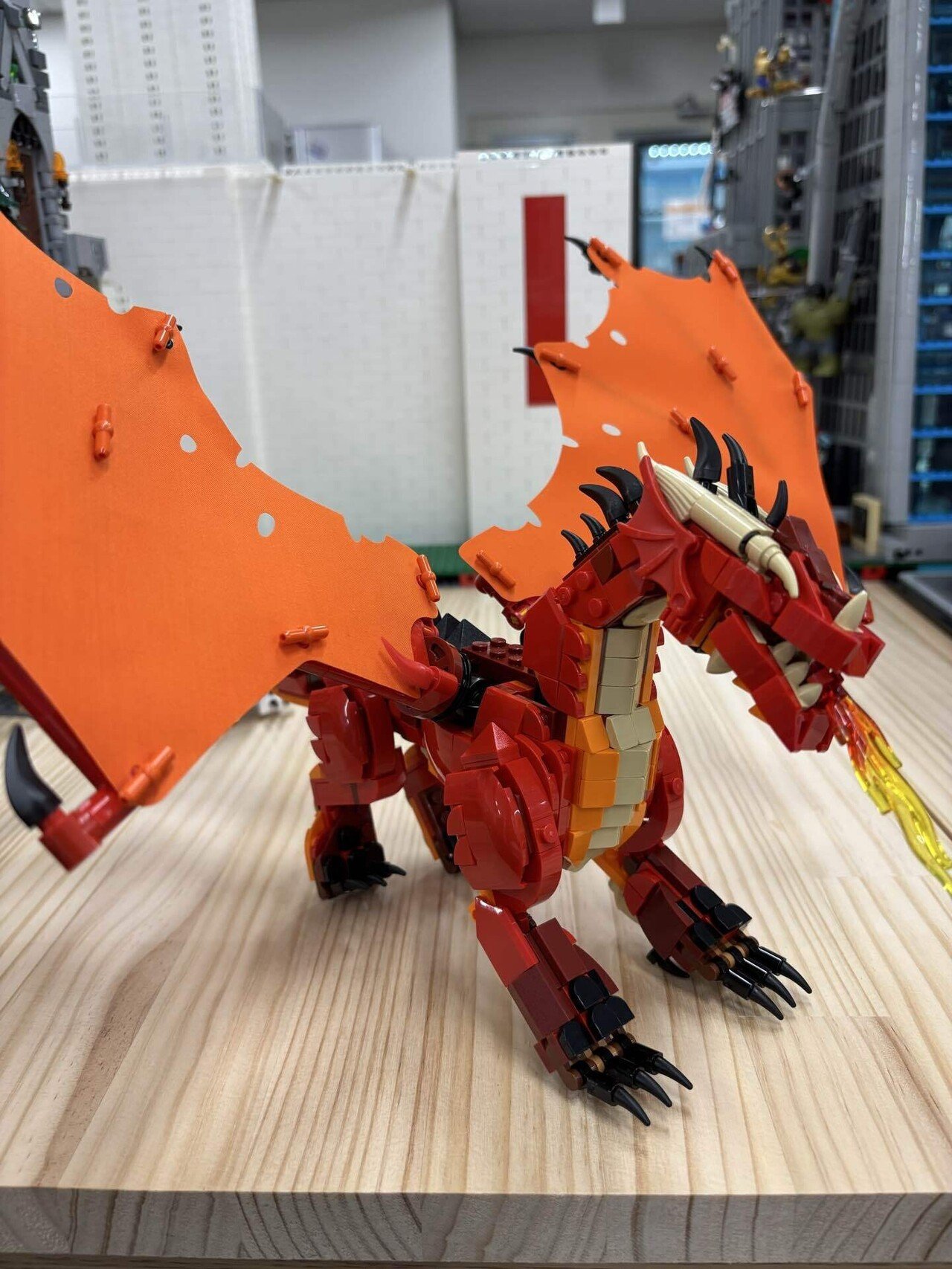 ダンジョンズ＆ドラゴンズ コロッサル レッド ドラゴン 限定版 画像ギャラリー No.002 | レゴの新セット「ダンジョンズ