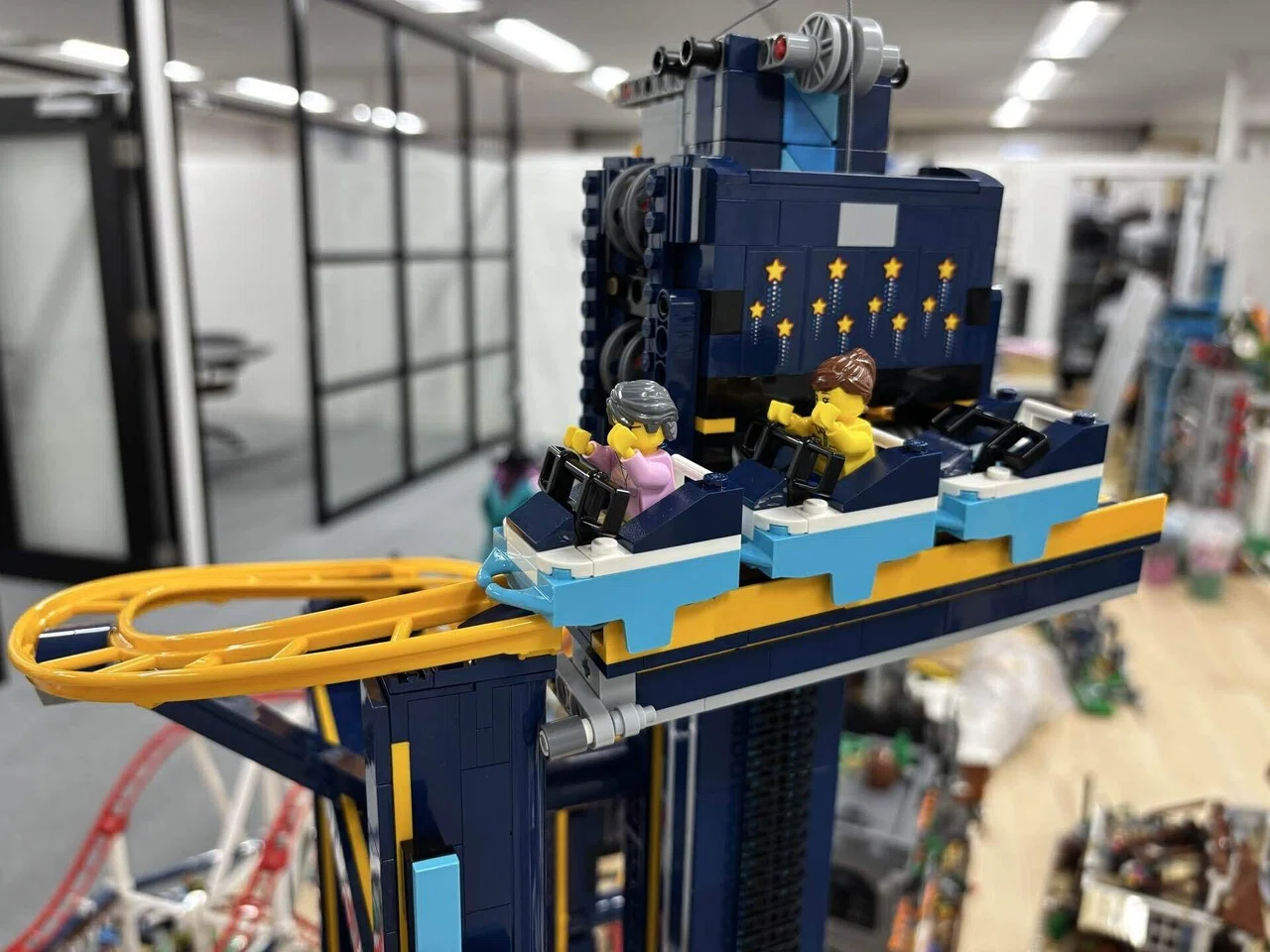 LEGO 10303 大回転ジェットコースター｜YOSHINANI, Inc.（よしなに）