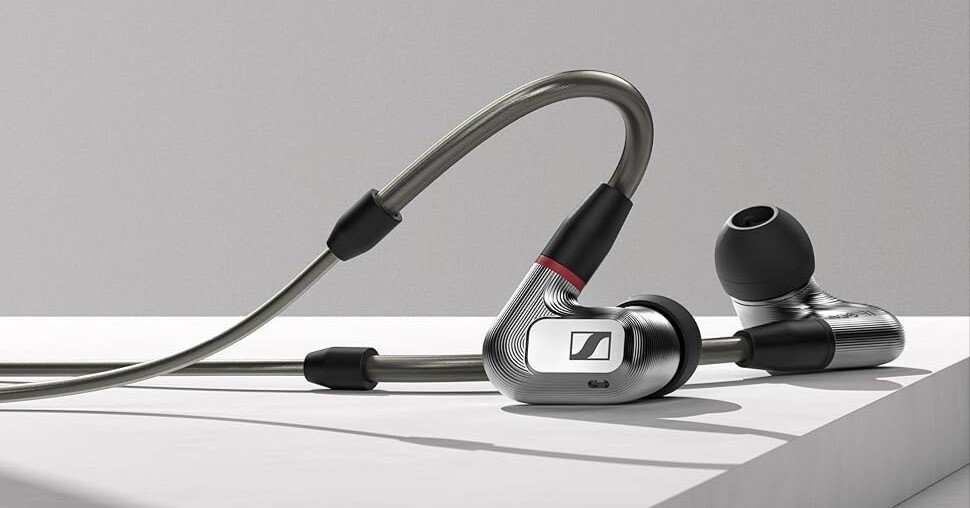 ie900ケーブル無し 一週間のみ ゼンハイザー、フラッグシップモデルのイヤーモニター「IE 900