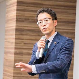 末吉宏臣 /『発信をお金にかえる勇気』著者