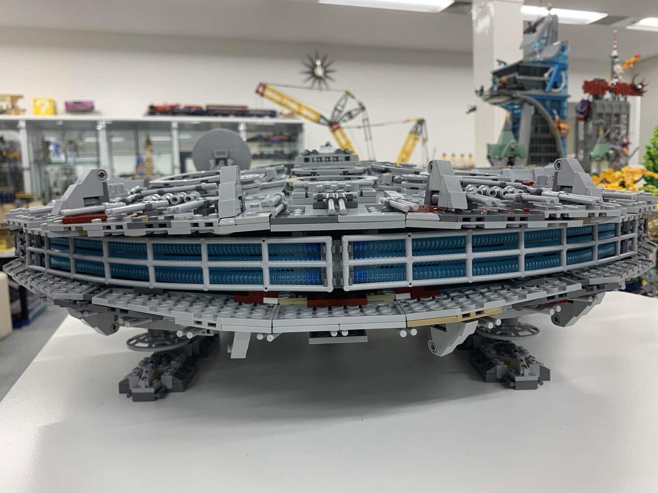 はしこ LEGO 75192 ミレニアムファルコン｜YOSHINANI, Inc.（よしなに）