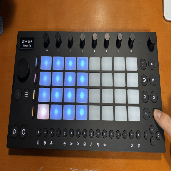 Ableton Moveが早速到着しました！｜makoto