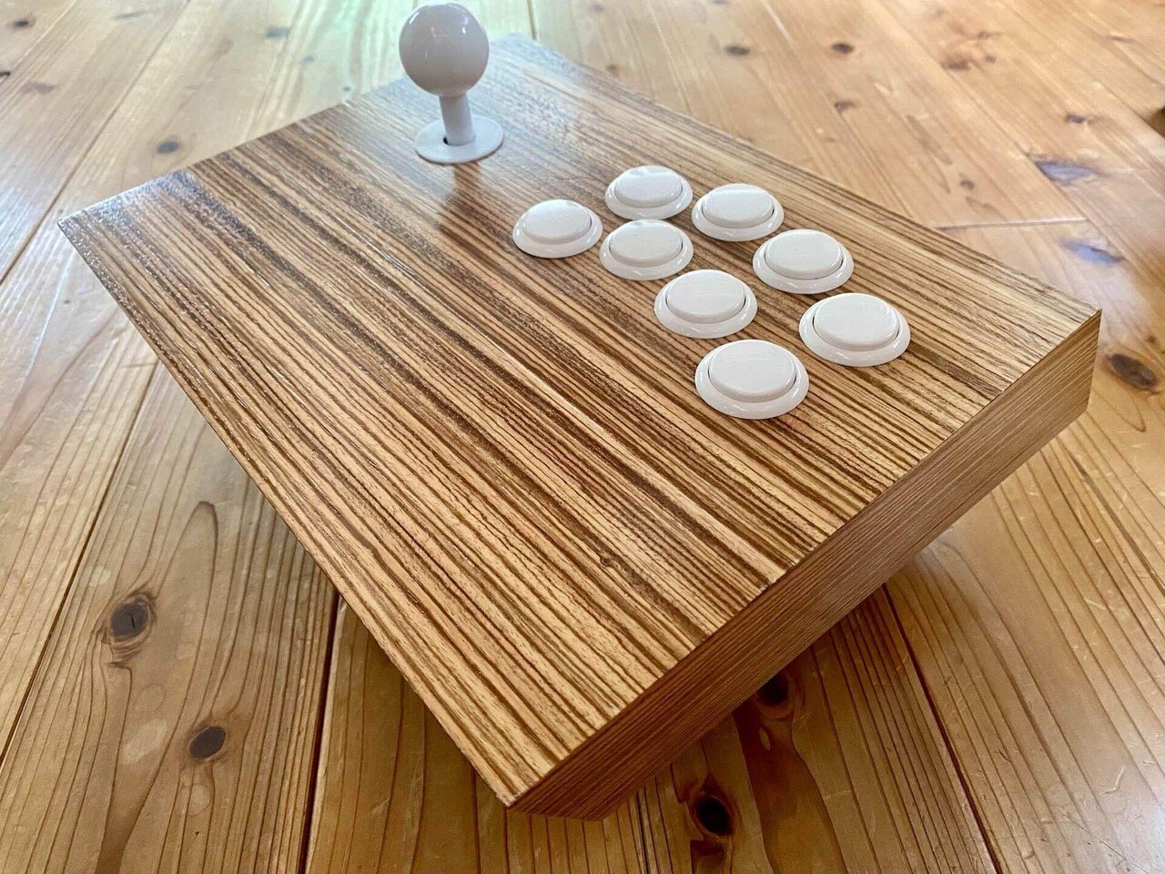 ウォールナット　アーケードコントローラー　DIY 自作レバーレスコントローラー組立キット解説｜ぴくるす
