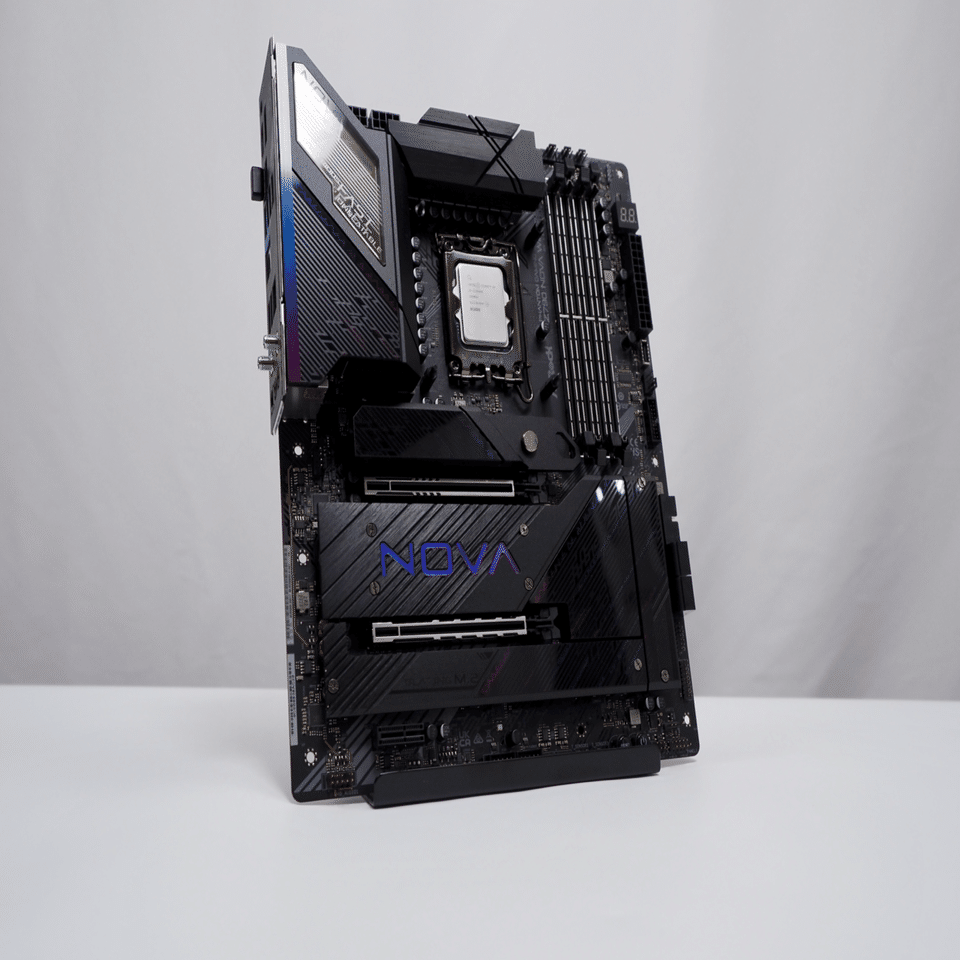 GreyGhostCCC流 自作PCスタイリッシュビルド術｜GreyGhostCCC じーま