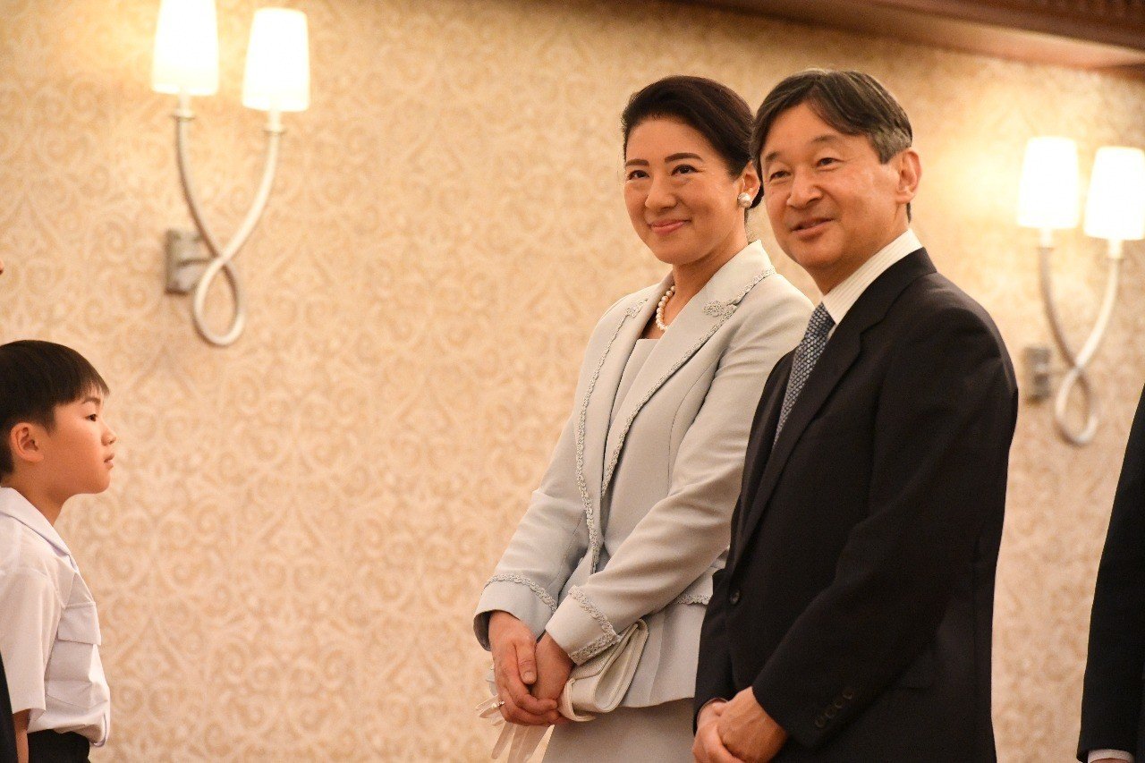 雅子さまのファッションが変わった 同年代女性記者が見た 新皇后の26年 文藝春秋digital 雅子さまのファッションが変わった 同年代女性記者が見た 新皇后の26年 文藝春秋digital