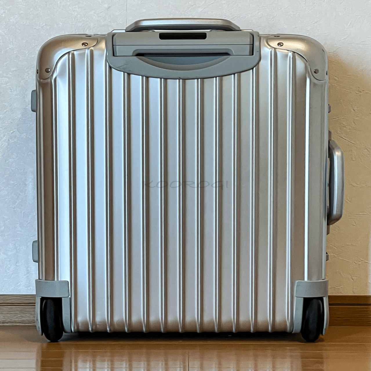 RIMOWA(リモワ) TOPAS 32L 920.52 レビュー｜蟋蟀
