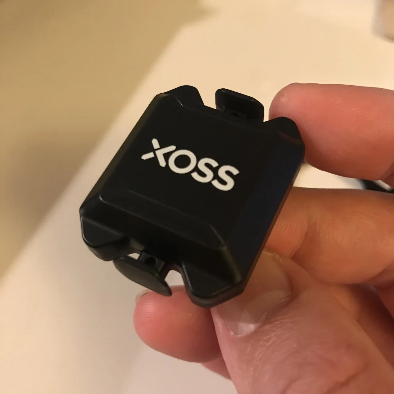しんGARMIN EDGE 830＆XOSSスピードケイデンスセンサー2個 Garminのサイコンを購入する際にはXOSSのケイデンス/スピードセンサー