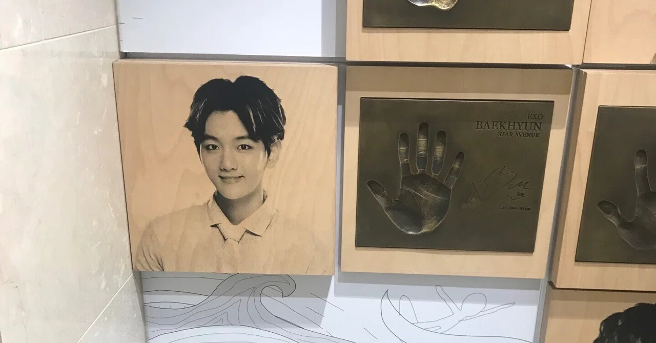 ベッキョンとの初ハイタッチ EXO-CBXサイン会｜ベル | 推し活の実践と 