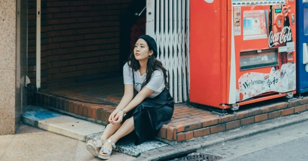 シモキタ スナップ 第２回 半沢亜里沙さん 役者 アクション俳優 下北沢 線路と街 Note
