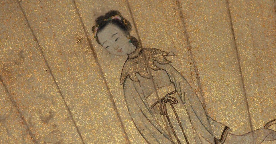 中国人が真剣に観覧する、トーハク東洋館の扇面図が素晴らしいです