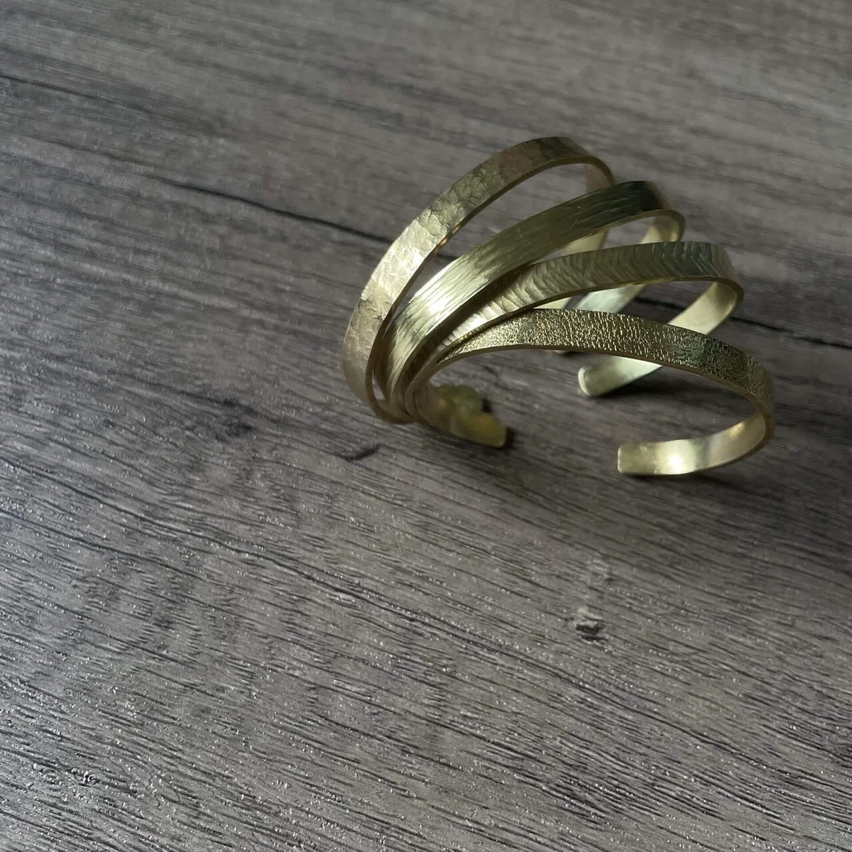 Brass bangle｜IRONO