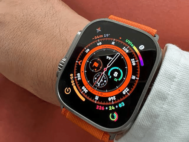 Apple Watchのダークヒーロー 」ultra ブラックチタンモデル