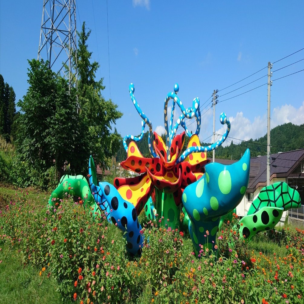 週末40%OFF 【オリジナル品】大自然の魔法と神秘の風景 大地の芸術祭2024 農舞台、「32 Resting Stones／三⼆と休⽯」中崎透