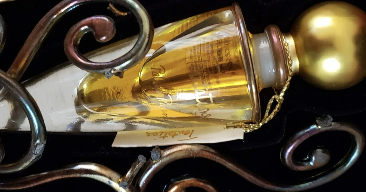Temptation of Paradise: October 16th - 365 Days of Perfume｜adams ...