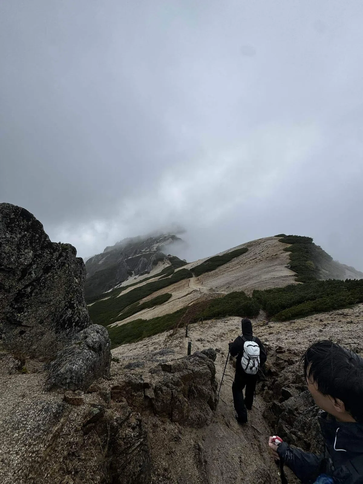 山を登るということ｜ドナ山