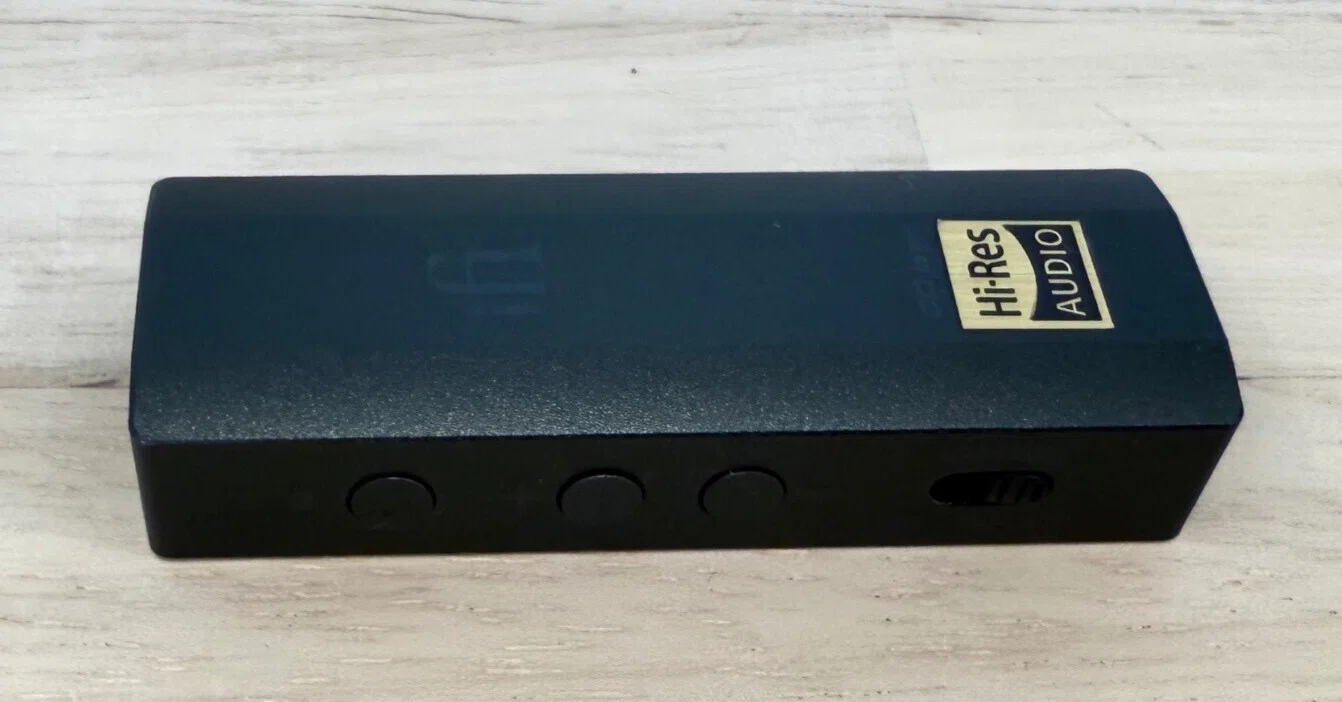 ドングル（型DAC）の背比べその2：「iFi audio GO bar」 (最高)｜IKEA