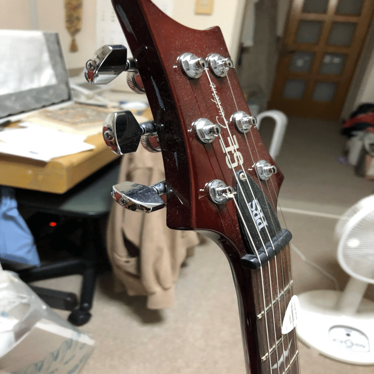 PRS SE改造記｜深夜の人