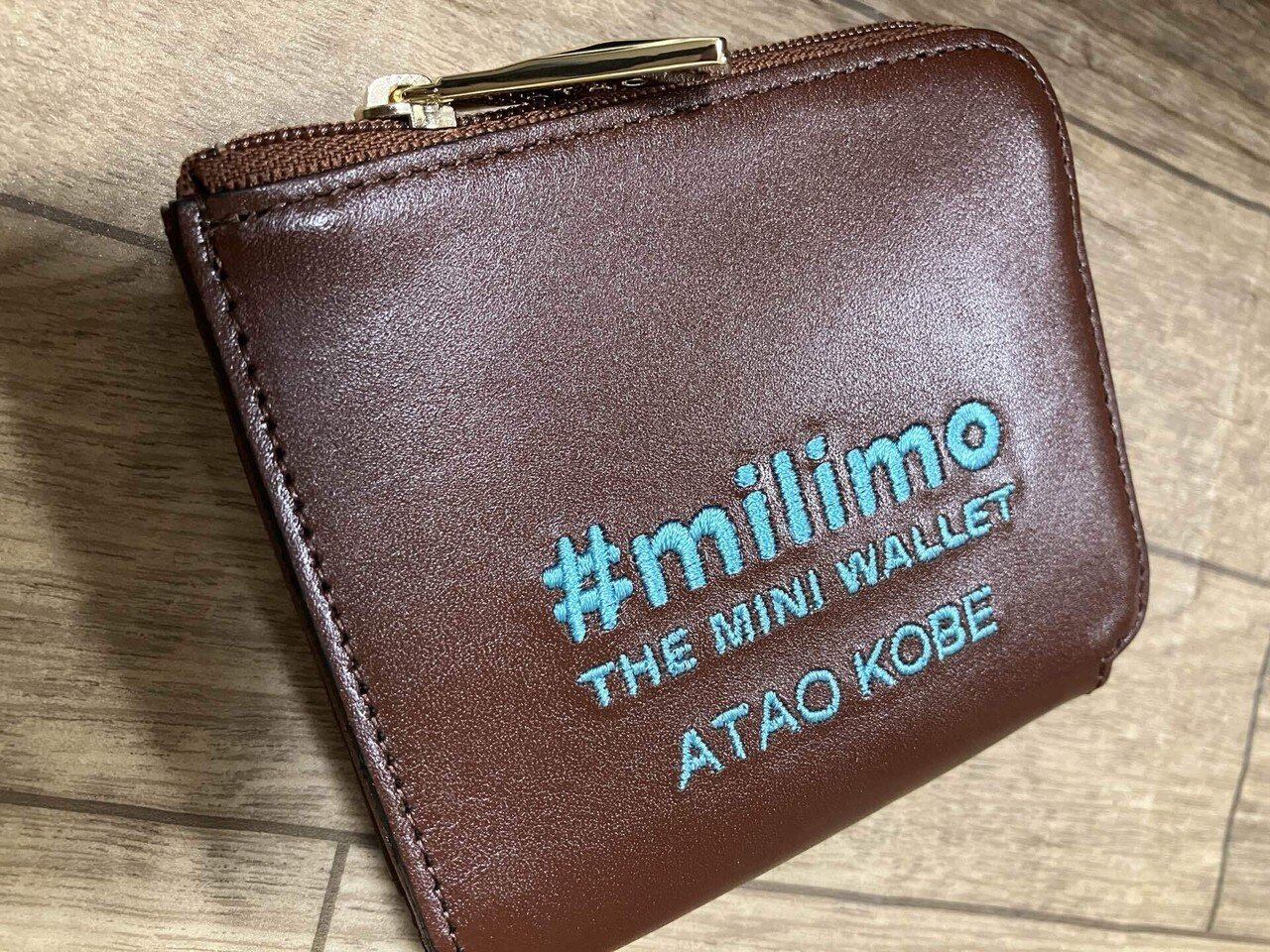 早い者勝ち！】【新品未使用】 ATAO miniリモ 財布 シャルトルブルー