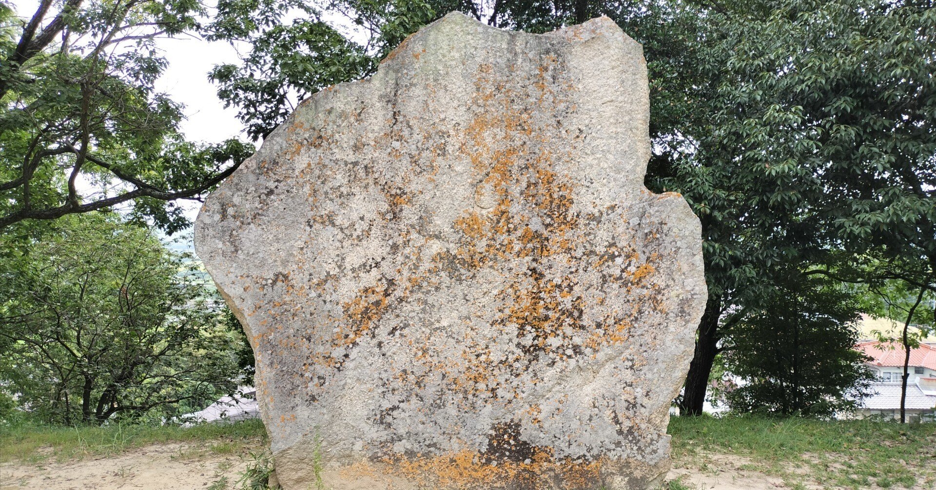 古墳を訪ねる③ 弥生時代最大級の墳丘墓 楯築遺跡｜キキ