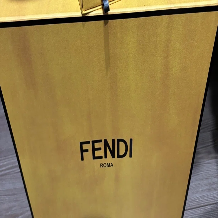 洋服の買い方が変わったことと、ハイブランド購入記まとめ｜麦
