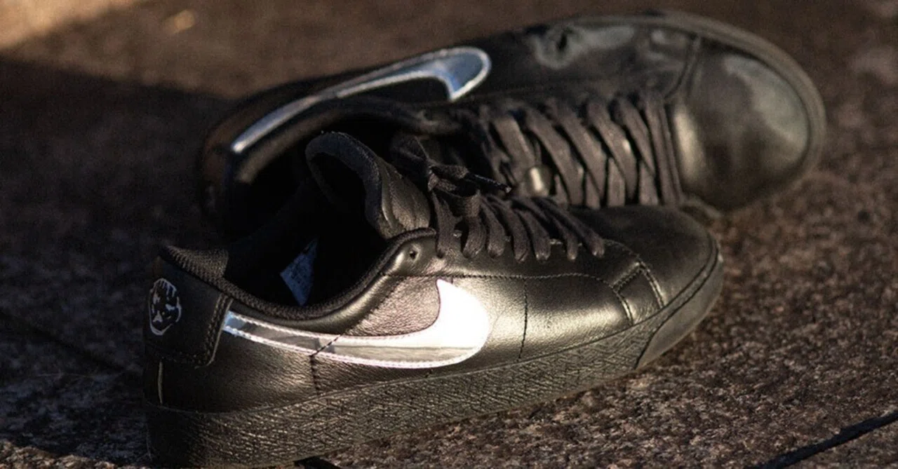 NIKE SB BLAZER with a mirrored Swoosh.｜HIGHFIVE スケートショップ