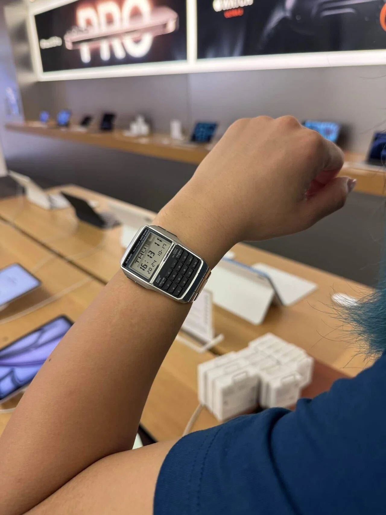 【希少・稼動品】Apple Computer ヴィンテージ クォーツ 腕時計 パリで出会ったカシオデータバンク｜NOMURA Yukinori
