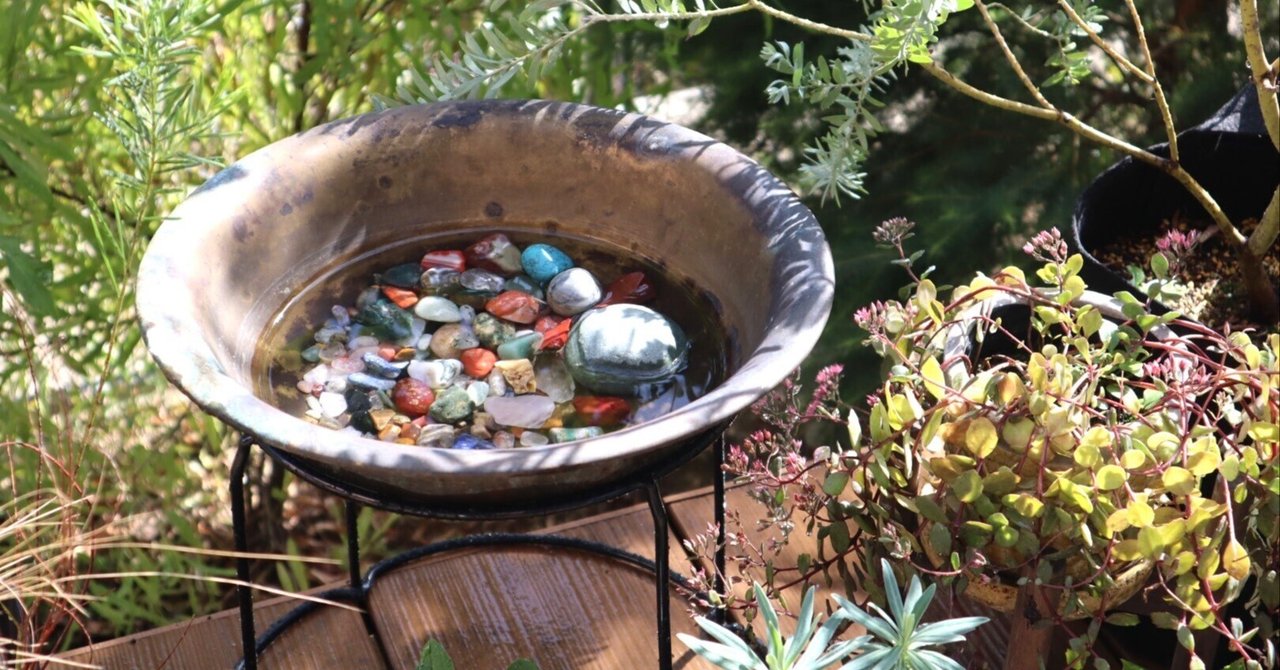 MNRYLKB 直径45.74cm幅*高さ71.1cm 大型メタルバードバススタンド付き